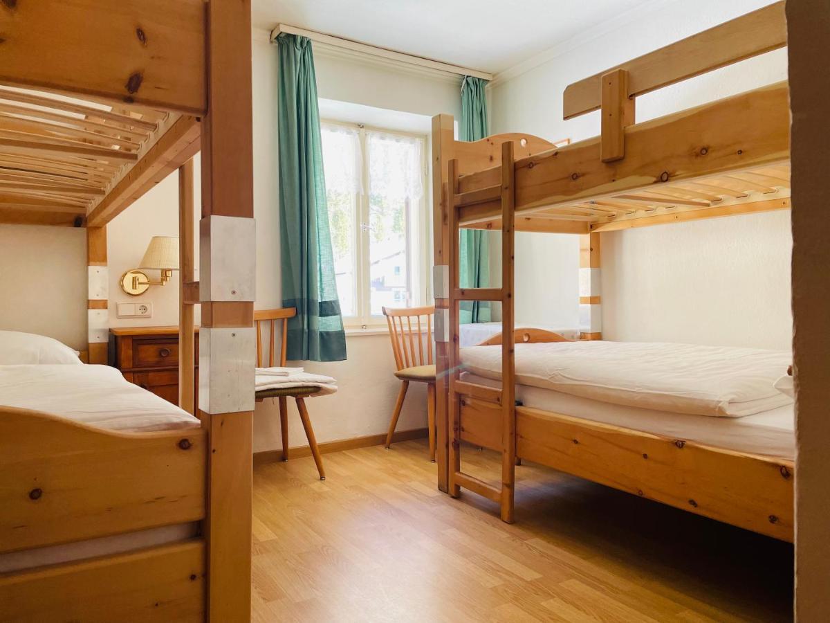 Glacier Rock Guesthouse Solda Ngoại thất bức ảnh